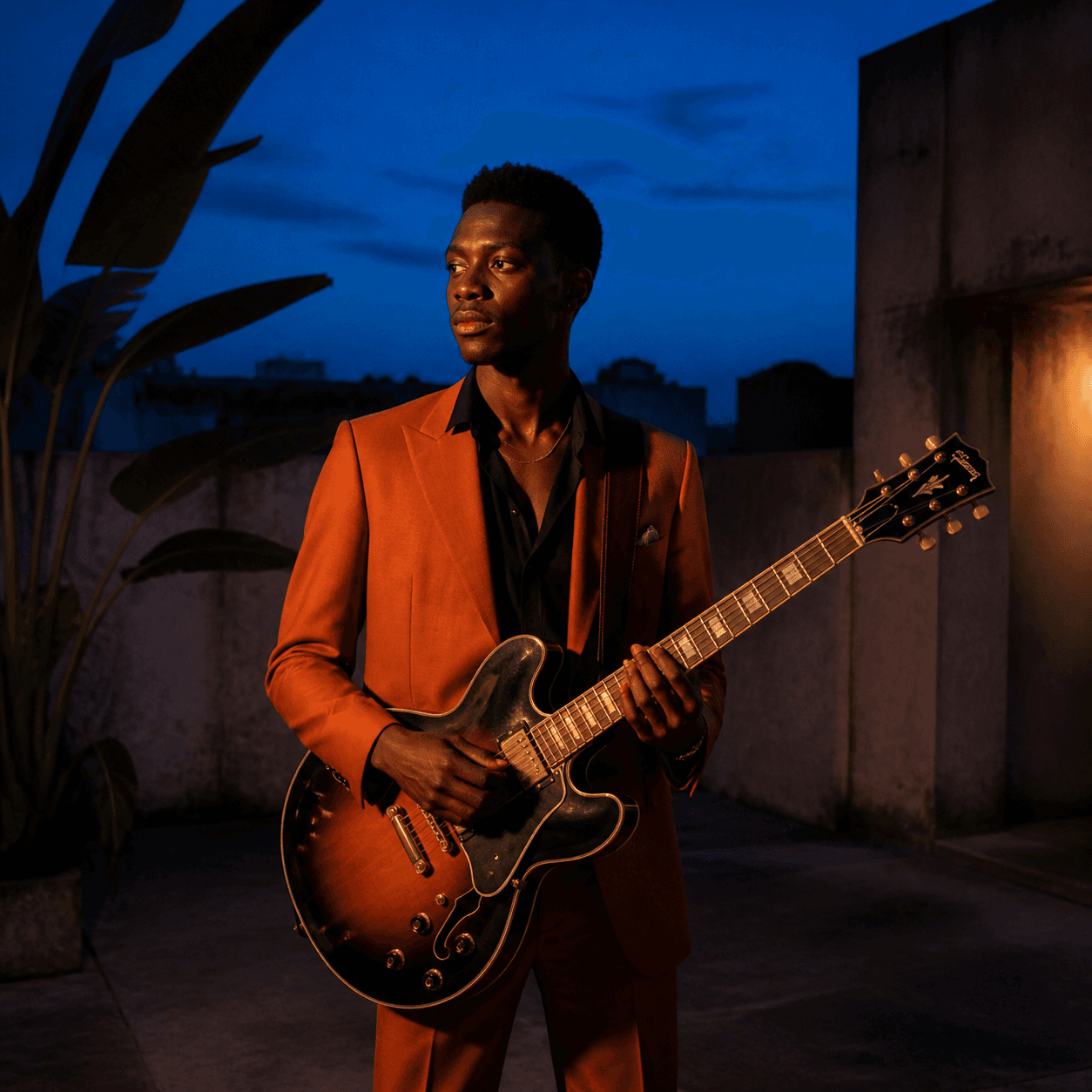 Elio Nsimba avec sa guitare à Kinshasa